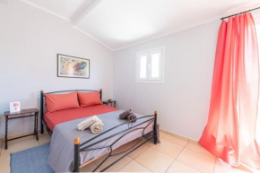 Athenian Cozy Home for 4